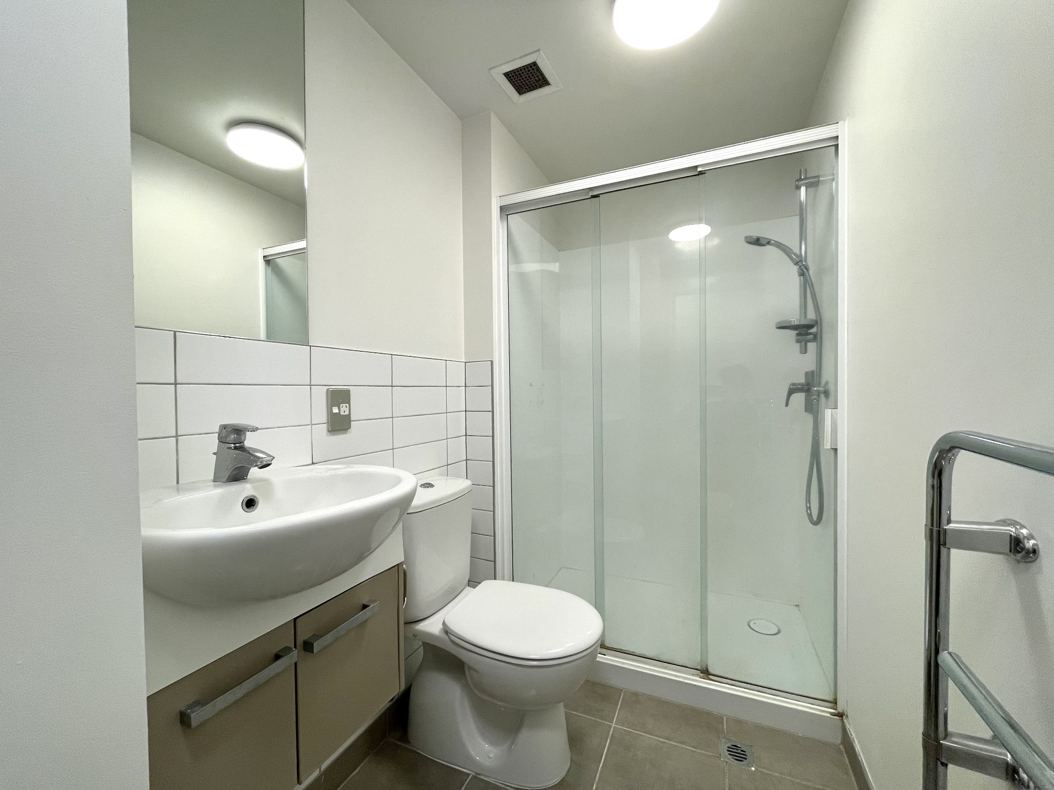  208 Hobson Street – 5F  -  EK Property  - Gallery -  4