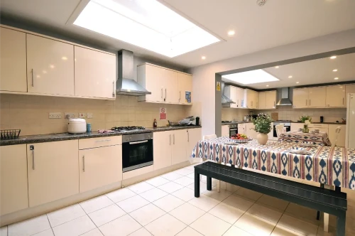 London Nest Raleigh House - Flexible Tenancies