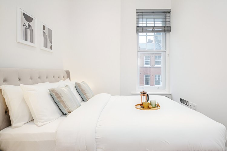 1 Bed Apartment - Newman Street Apartments - Gallery - 1