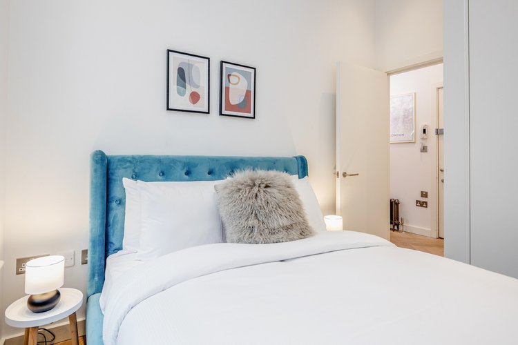 2 Bed Apartment - Newman Street Apartments - Gallery - 1