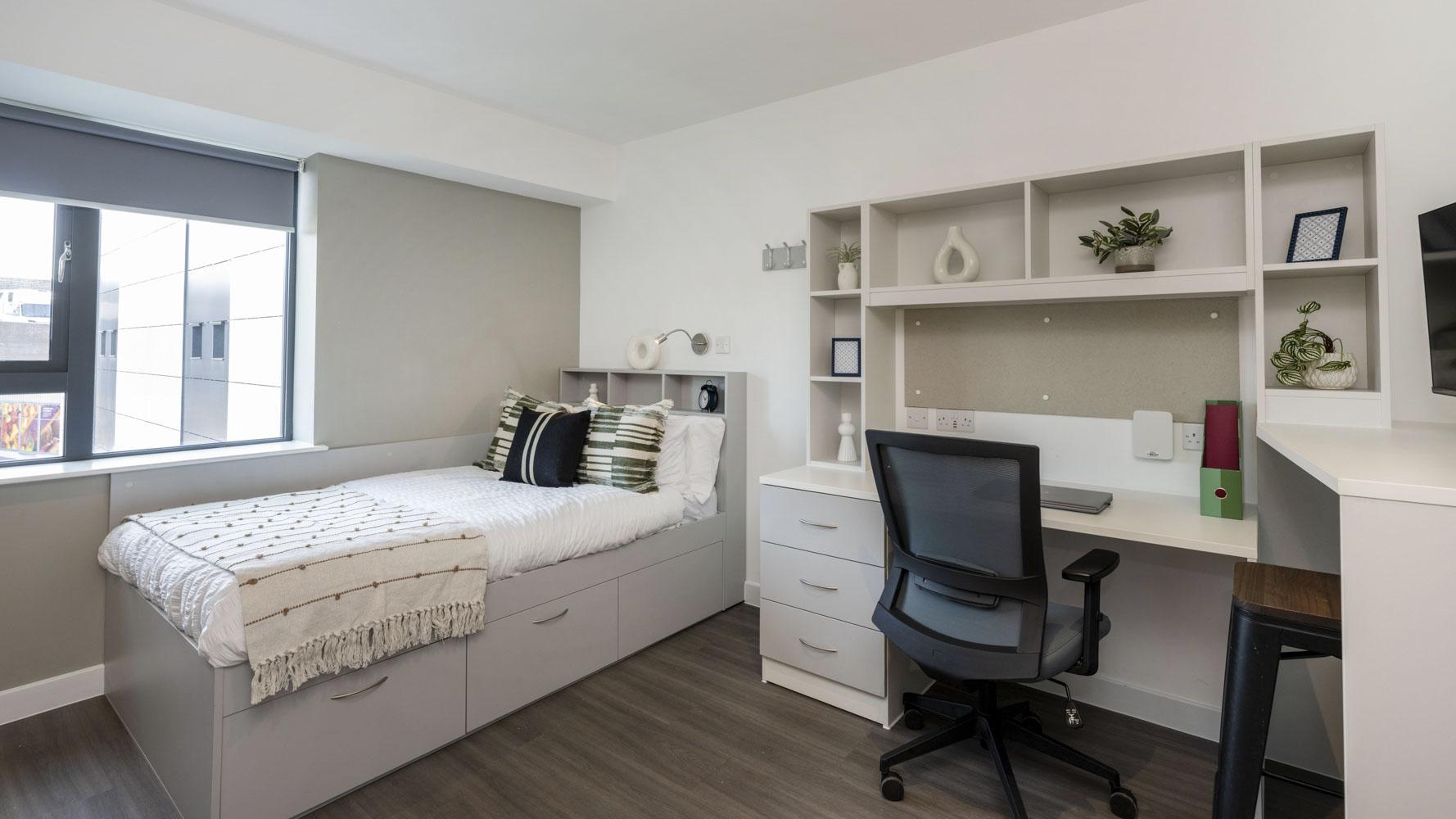  Classic Studio  -  Holden Court  - Gallery -  9