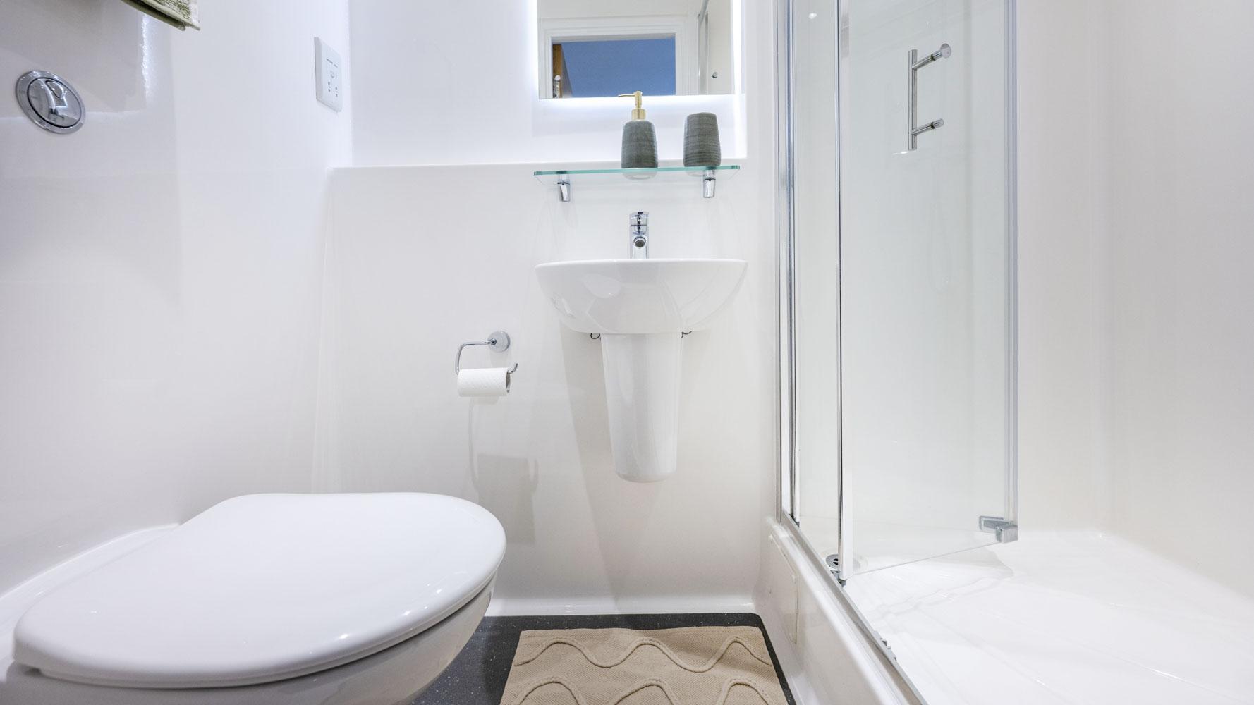  Classic Studio  -  Holden Court  - Gallery -  12