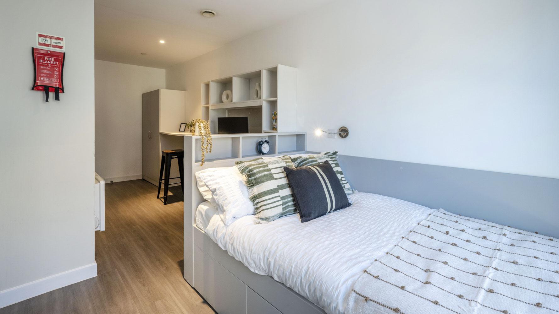  Premium Studio  -  Holden Court  - Gallery -  6