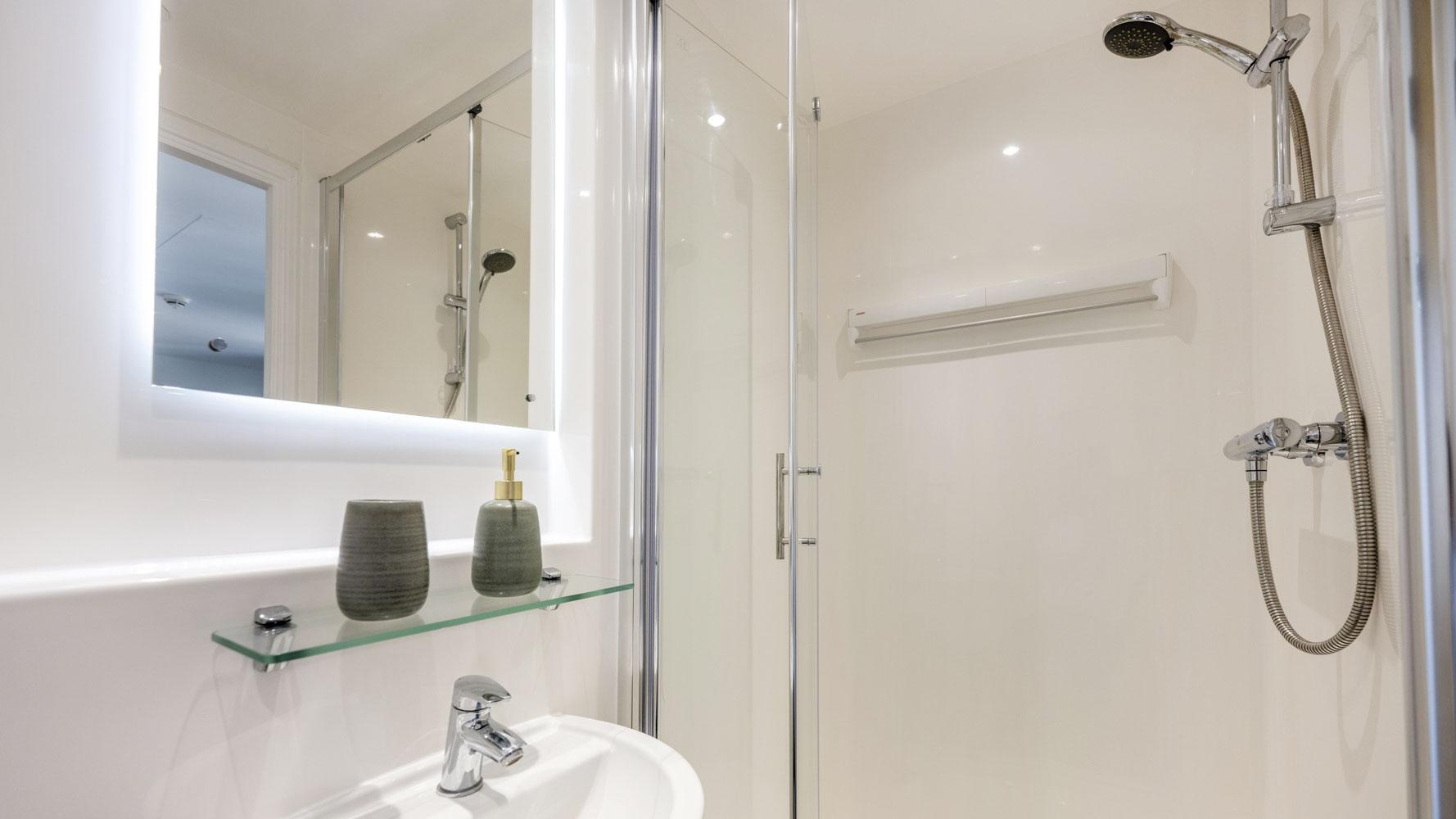  Large Studio  -  Holden Court  - Gallery -  9