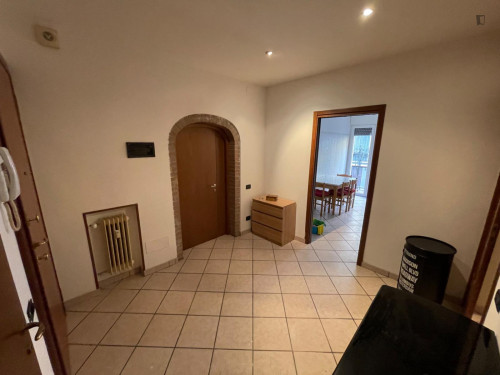 Comfy Twin Bedroom with balcony, well connected to Padova Central Station - Gallery - 8