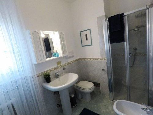 Dashing single bedroom in Crocifissa di Rosa