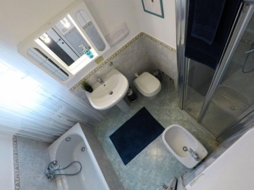 Dashing single bedroom in Crocifissa di Rosa