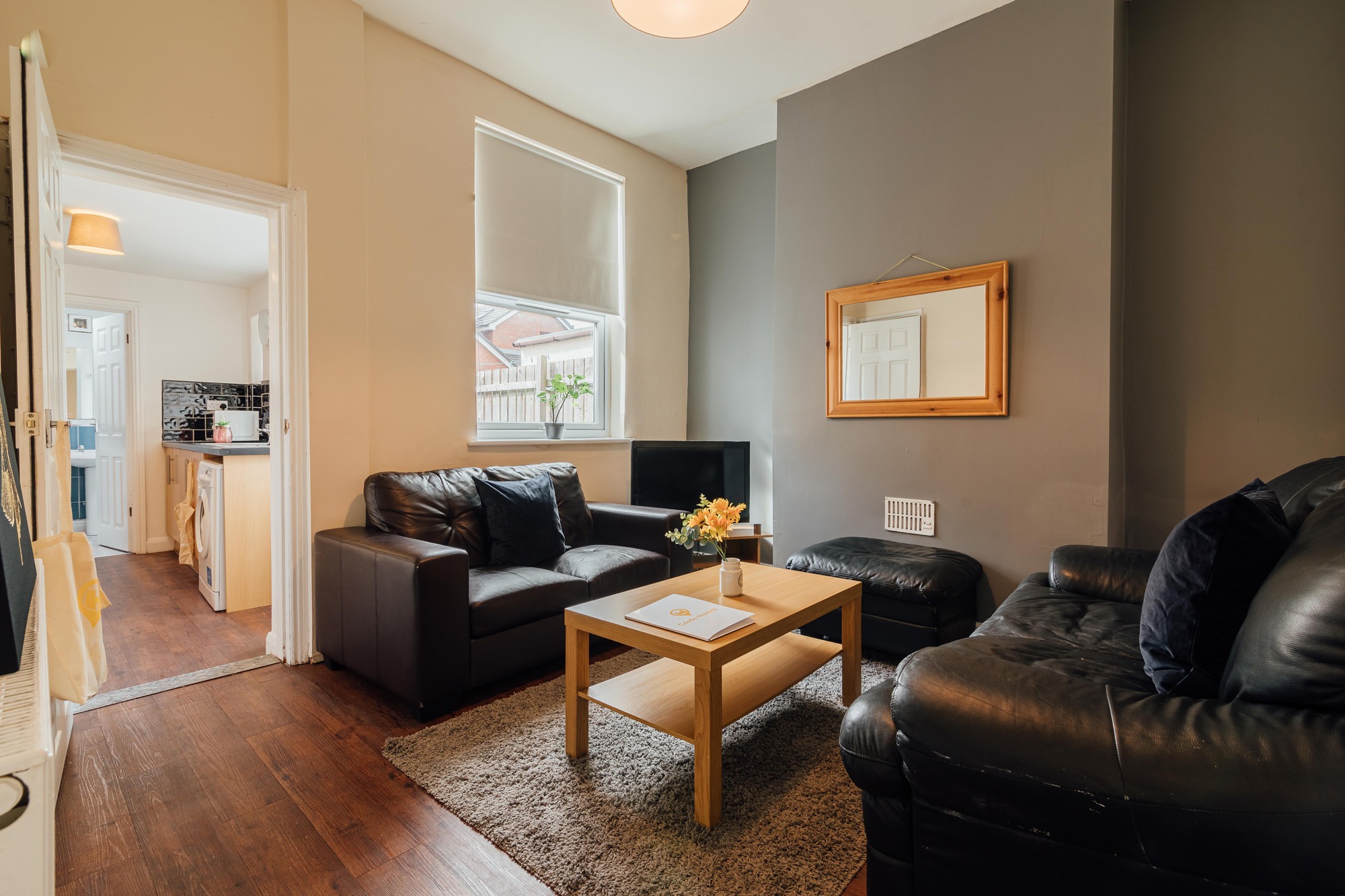  3-Bedroom Apartment  -  Rosebery Avenue  - Gallery -  4