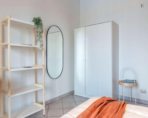Neat single bedroom in Aurora
