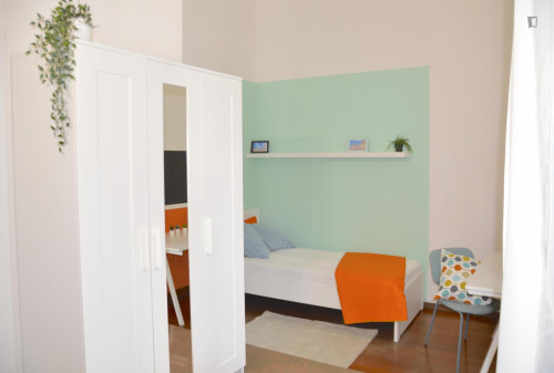 Splendid single bedroom in the centre of Modena - Gallery - 12