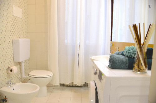 Splendid single bedroom in the centre of Modena - Gallery - 9
