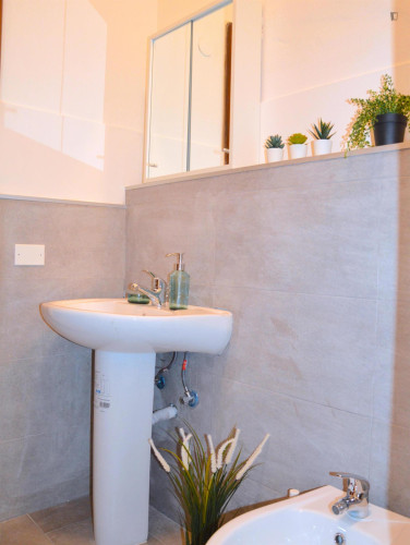 Splendid single bedroom in the centre of Modena