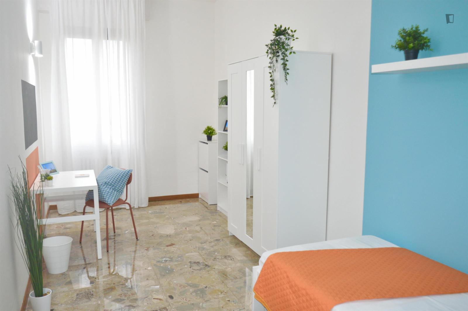 Elegant Single Bedroom Near The Parco Sandro Pertini - 1