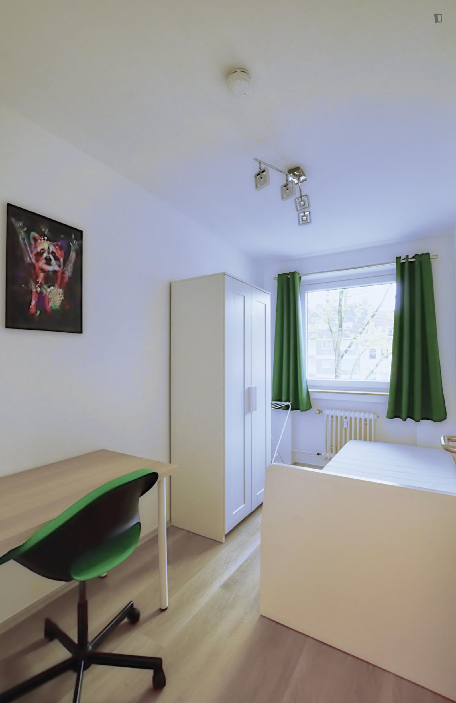 Lovely Single Bedroom In Wersten - Lovely single bedroom in Wersten - Gallery - 1