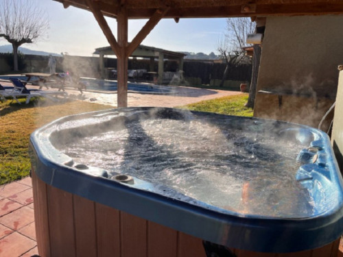 Beautiful villa near Vall-Llobrega, (Dir. Palamos) Bus Station