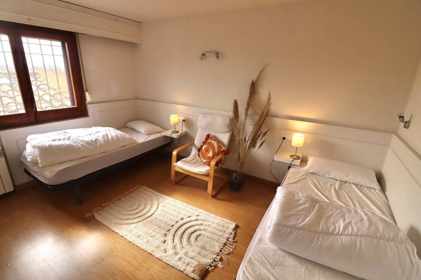  Bed In A 2-Bed Gender Separated Room  -  Beautiful villa near Vall-Llobrega, (Dir. Palamos) Bus Station  - Gallery -  3