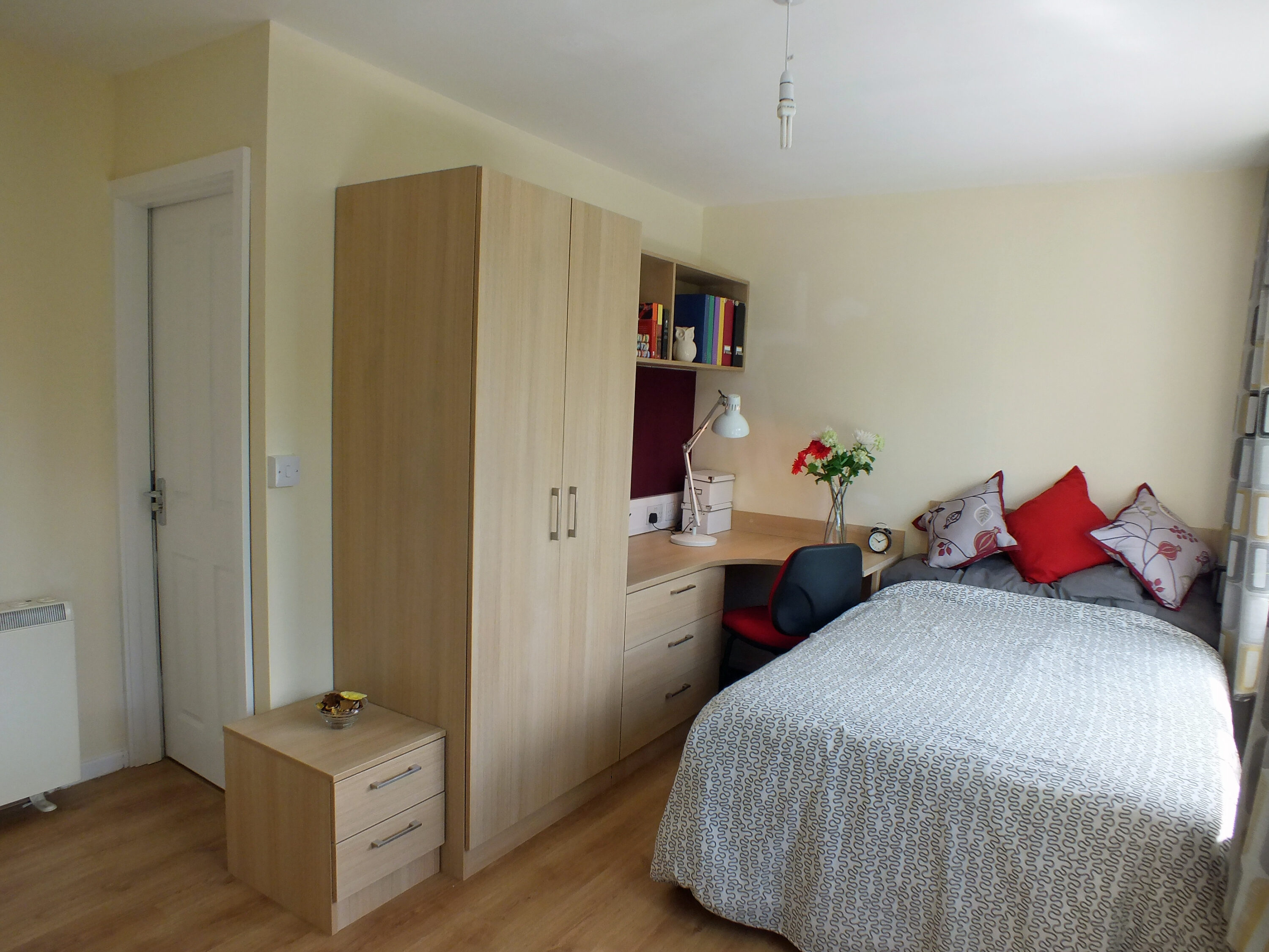 2 Bed Duplex - Classic - Duncan Smith House - Gallery - 2