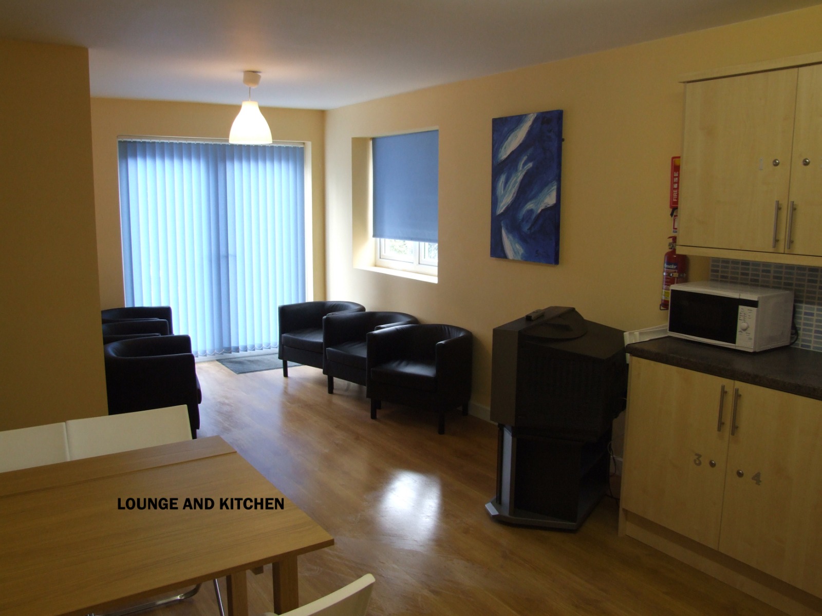 6 Bed Three Floor Flat – Classic - Duncan Smith House - Gallery - 2