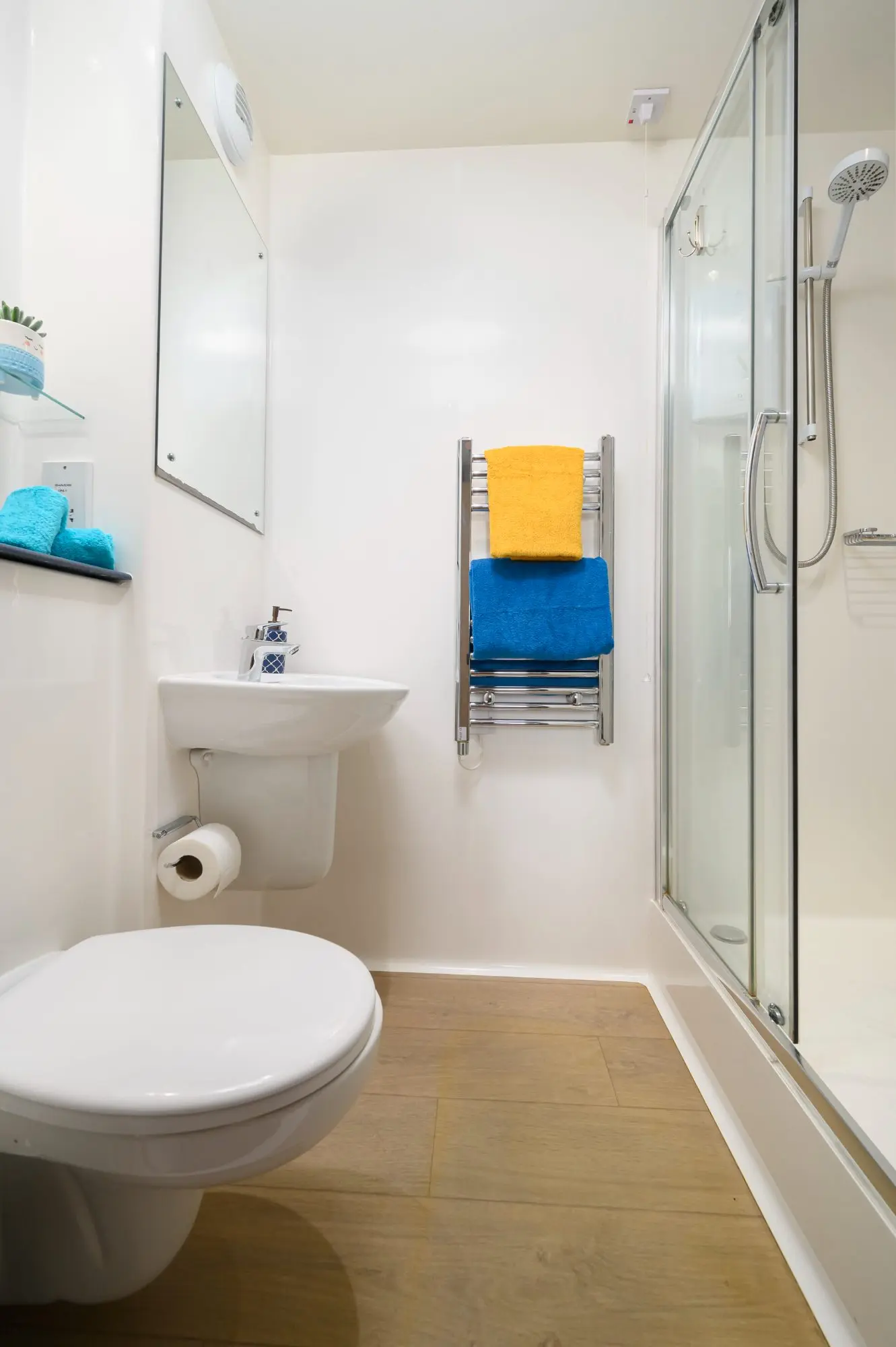 4 Bedroom Apartment - Deluxe Room - 2