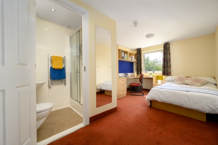 6 Bedroom Apartment - Classic Room - Candam Hall - Gallery - 1