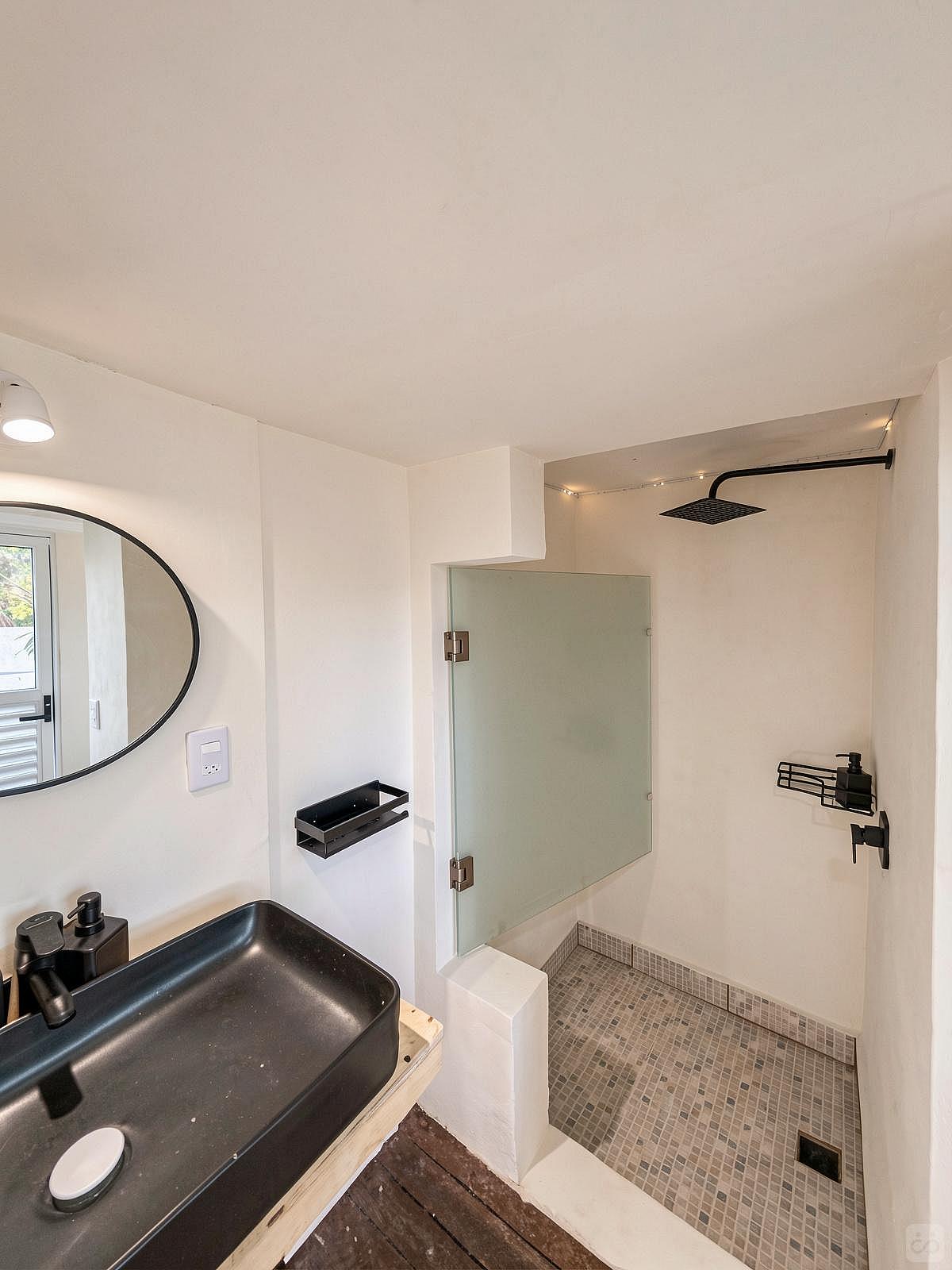  Ficus Tree House Small  -  La Estropajera House  - Gallery -  23