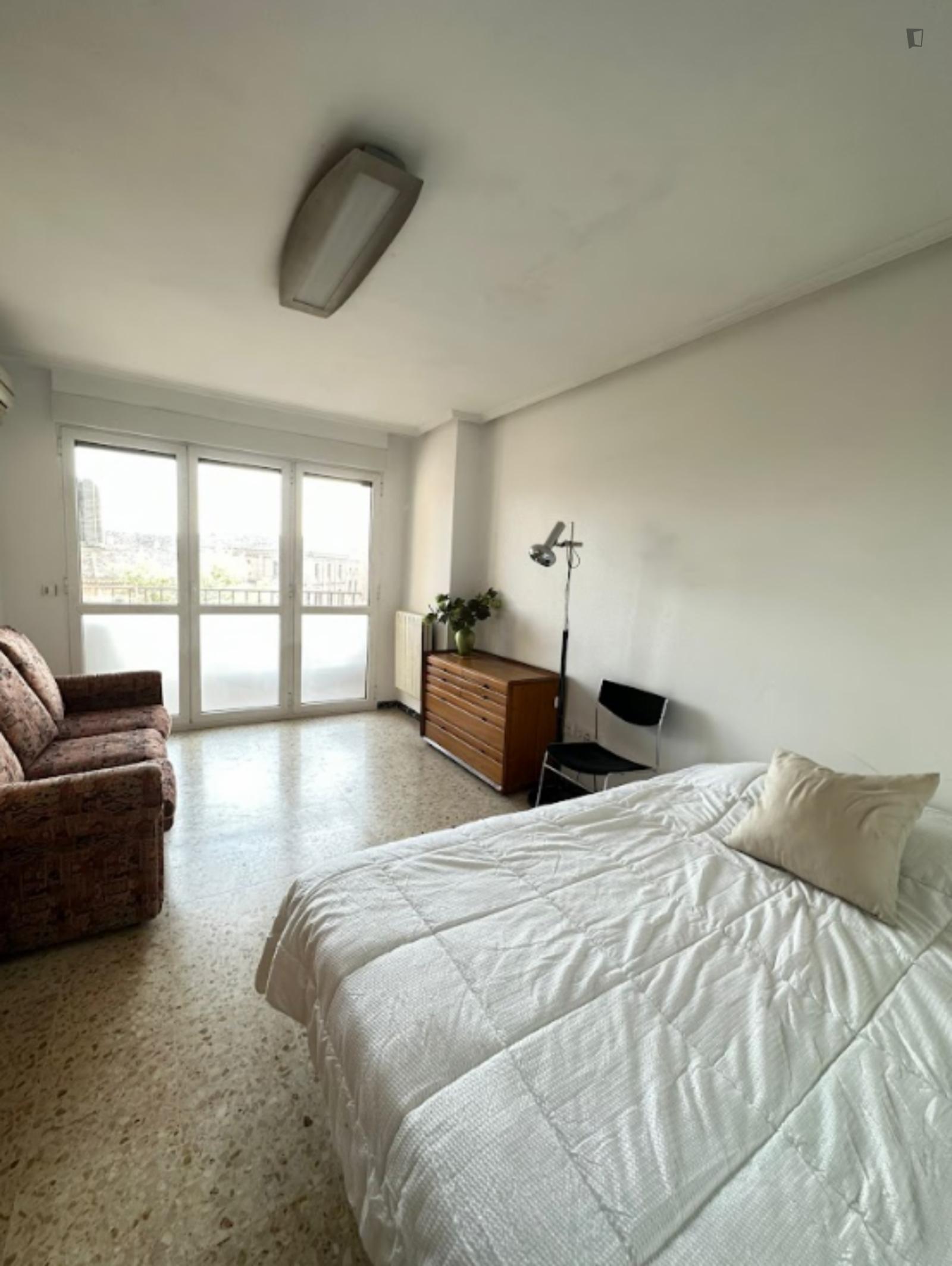 Pleasant Double Bedroom In El Gancho - 1