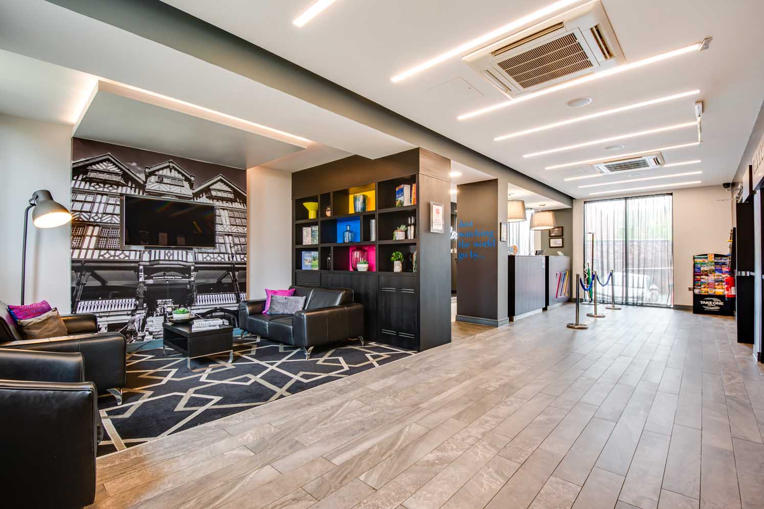 Chester City Aparthotel