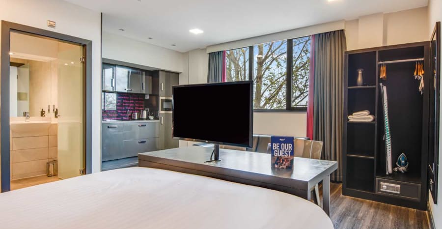  Smart Studio  -  Chester City Aparthotel  - Gallery -  3