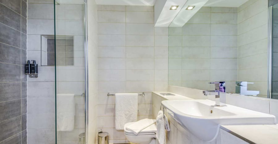  Grande Studio  -  Chester City Aparthotel  - Gallery -  2