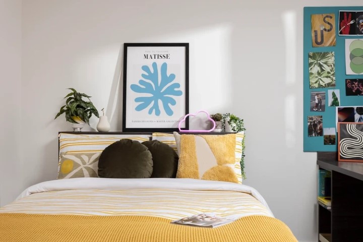  Extra Large Standard Double En-Suite  -  Mill Point  - Gallery -  1