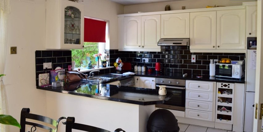 Large room with built-in wardrobe in 3-bedroom apartment in Tallaght