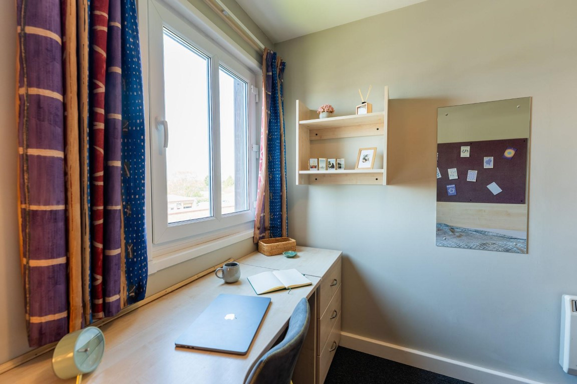  Silver En Suite  -  St Peters Court  - Gallery -  8