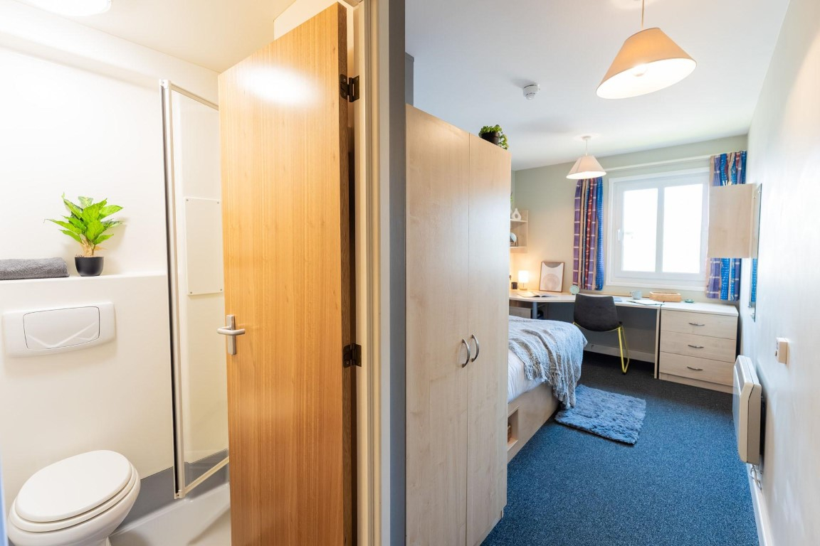  Silver En Suite  -  St Peters Court  - Gallery -  9