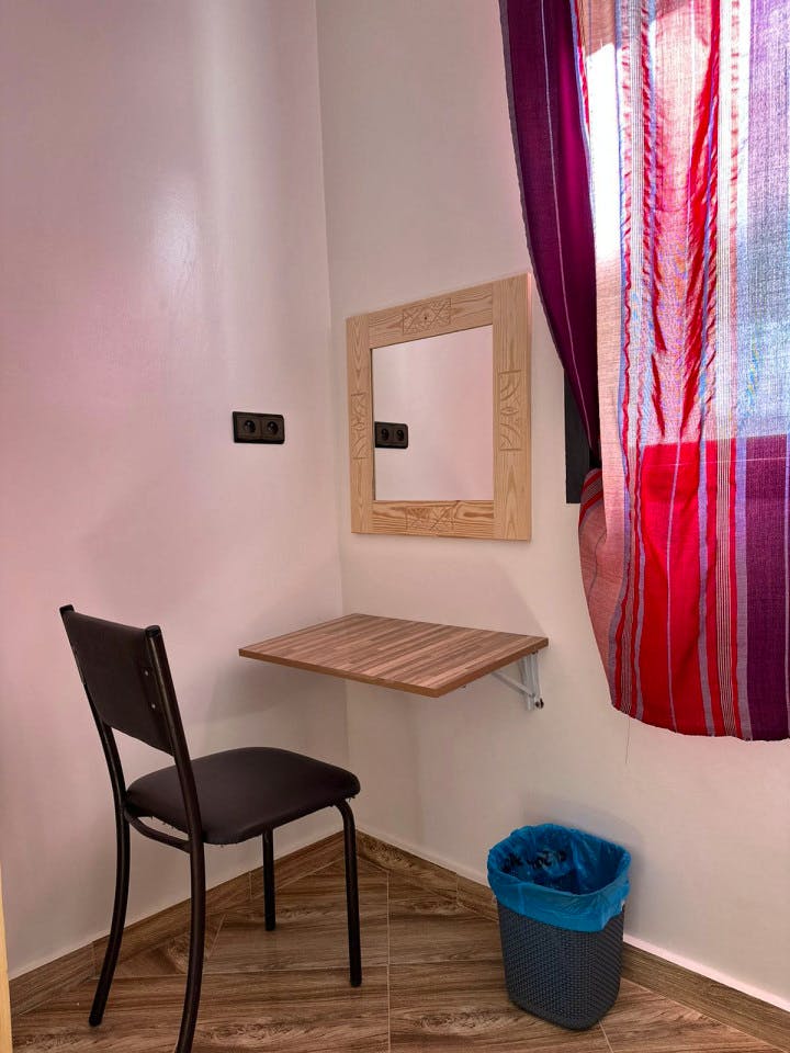 Private Room: Shared Bathroom - Abdel's House - 21