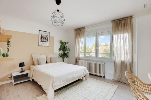 Move into this cozy 13 m² room near Paris - CLA06