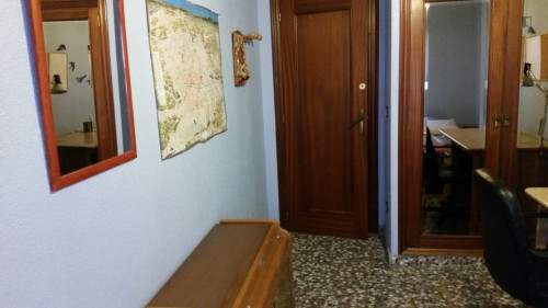 Classic Single Bedroom close to UCAM University