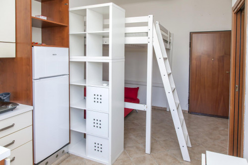 Nice studio in Loreto neigbourhood - Gallery - 12