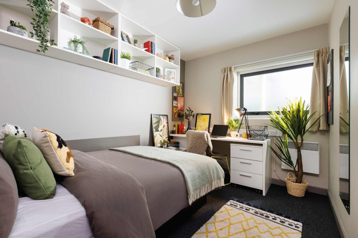  Gold En-Suite  -  Exchange Works  - Gallery -  1