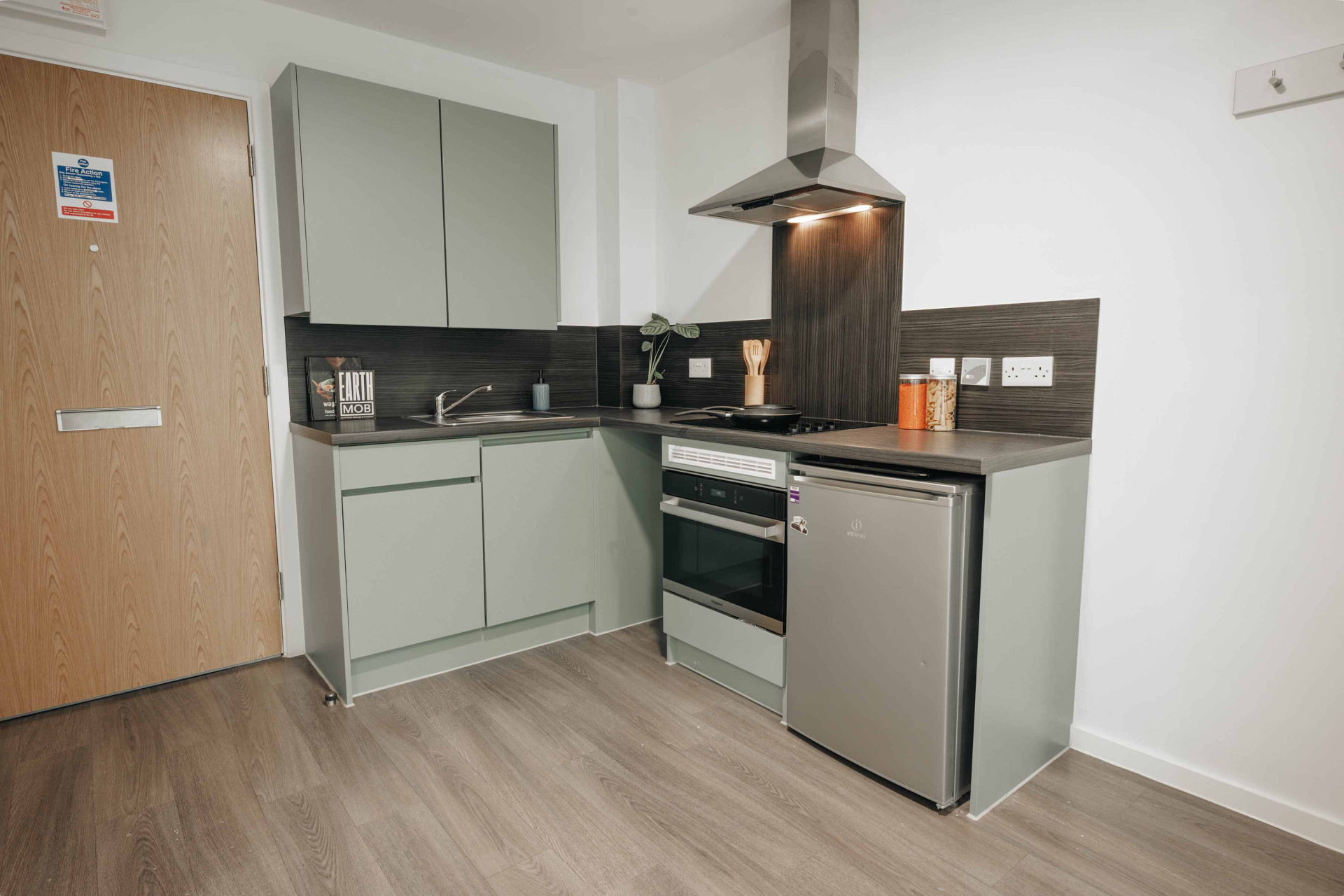  Silver Studio  -  Alma Court  - Gallery -  8