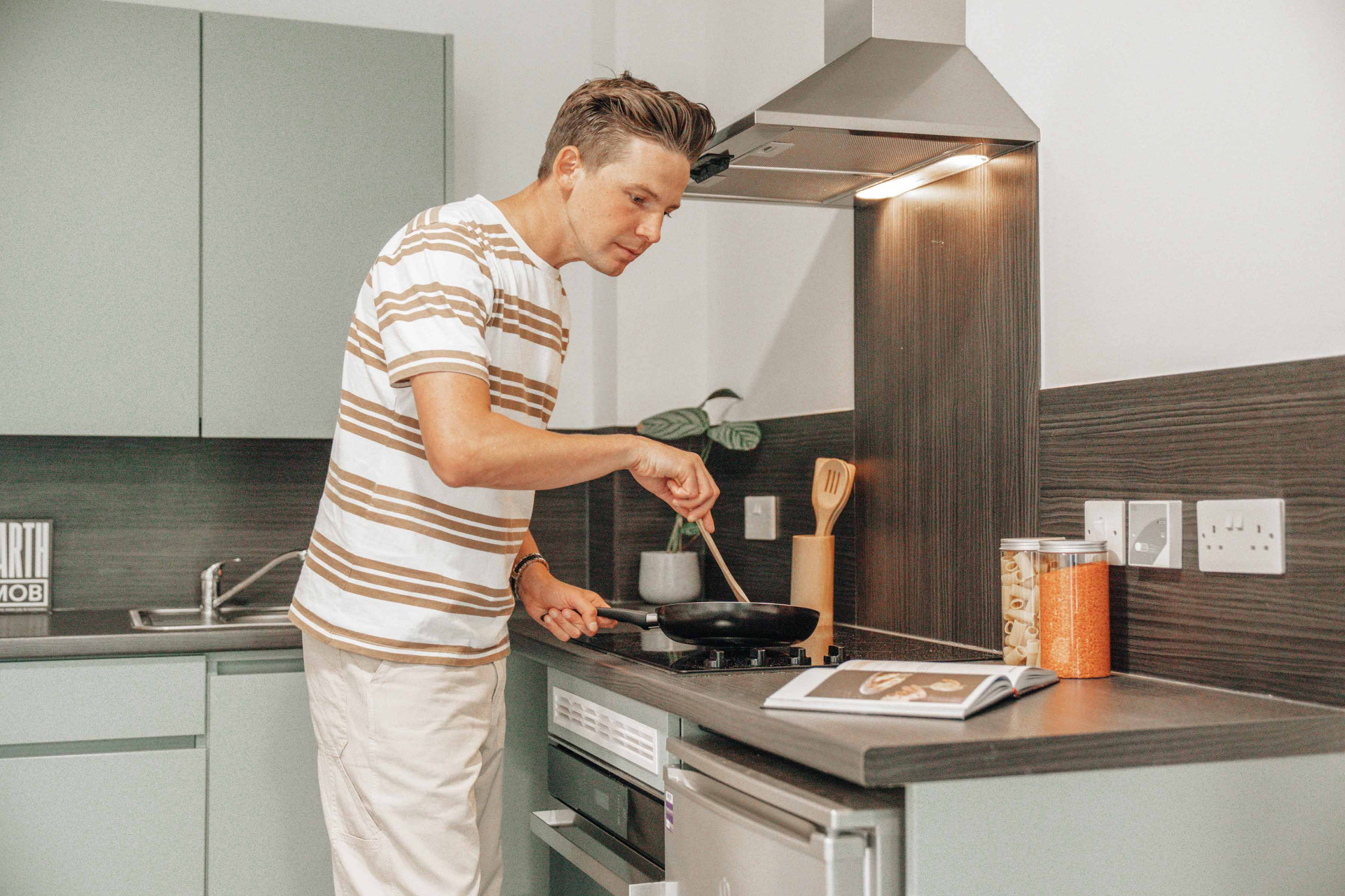  Silver Studio  -  Alma Court  - Gallery -  6