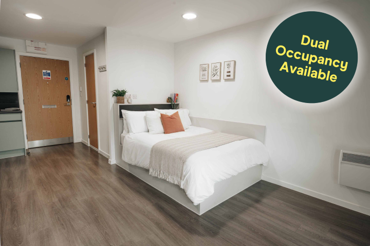  Platinum Studio  -  Alma Court  - Gallery -  1