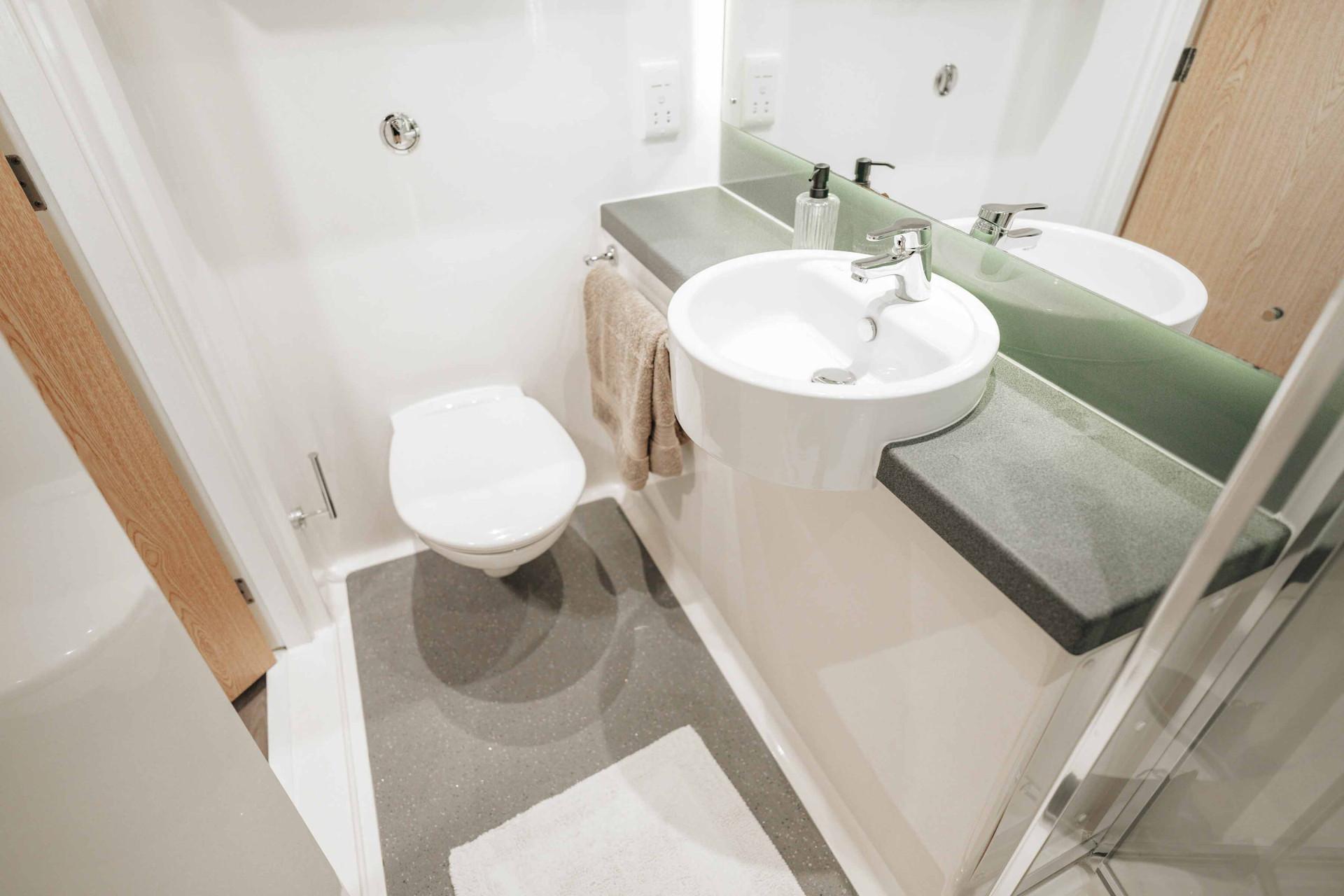  Platinum Plus Studio  -  Market House  - Gallery -  8