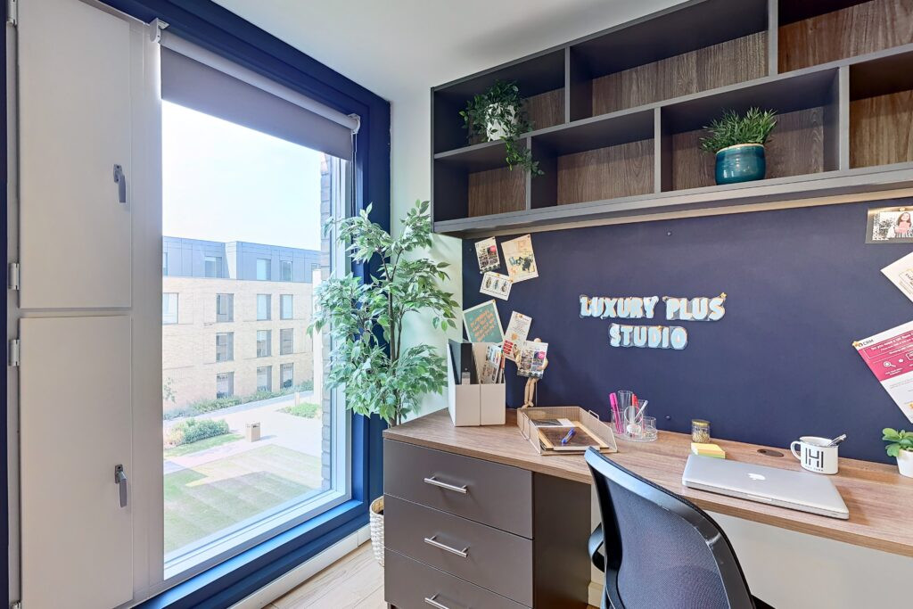  Luxury Adaptable Studio  -  Hox Park  - Gallery -  3