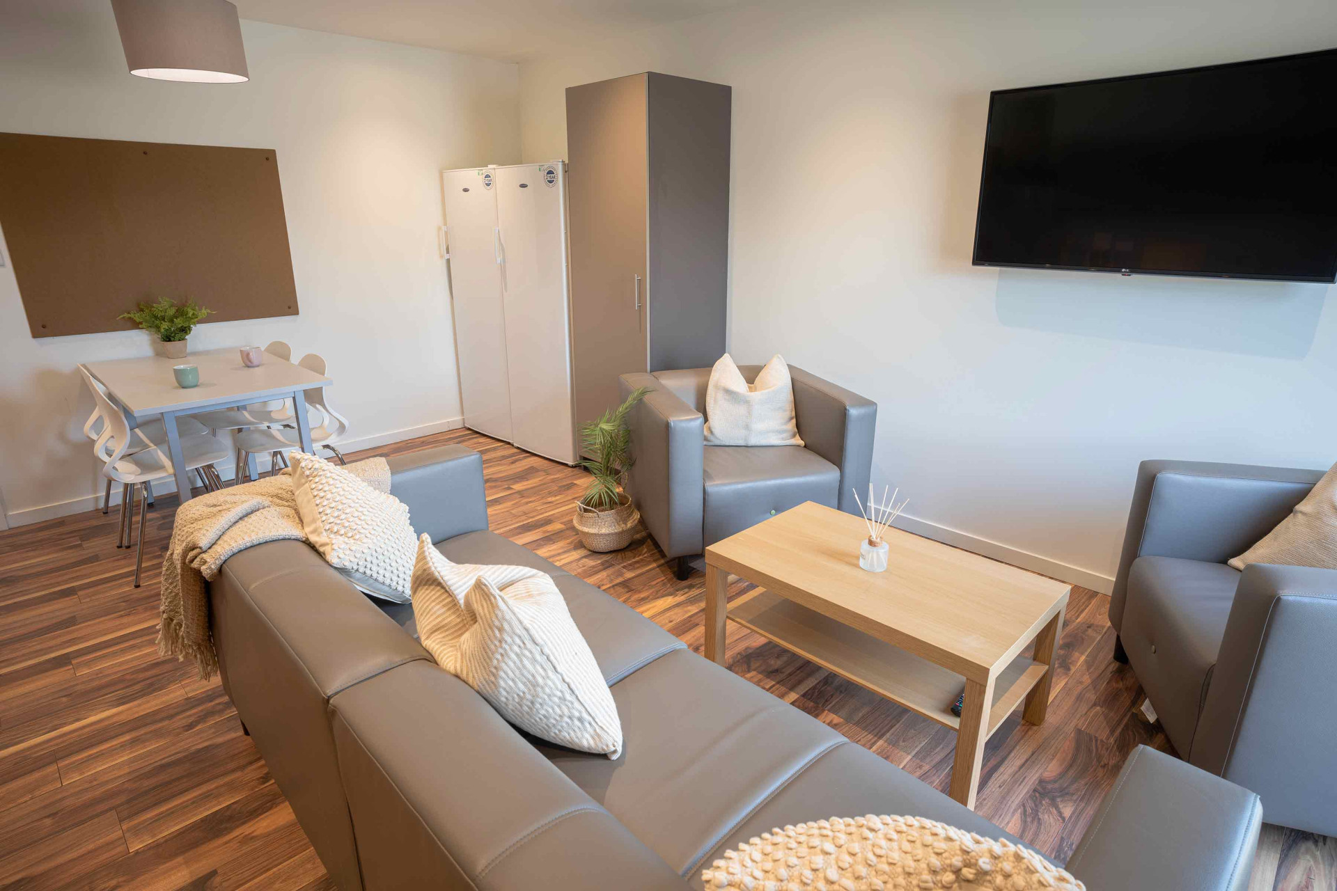  Classic En-Suite  -  Hox Park  - Gallery -  5