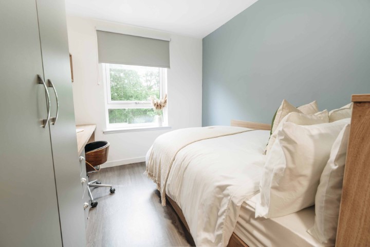  Gold En-Suite  -  Caledon Court  - Gallery -  1