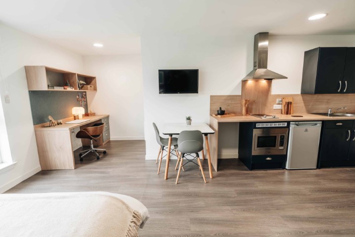  Platinum Studio  -  Caledon Court  - Gallery -  2