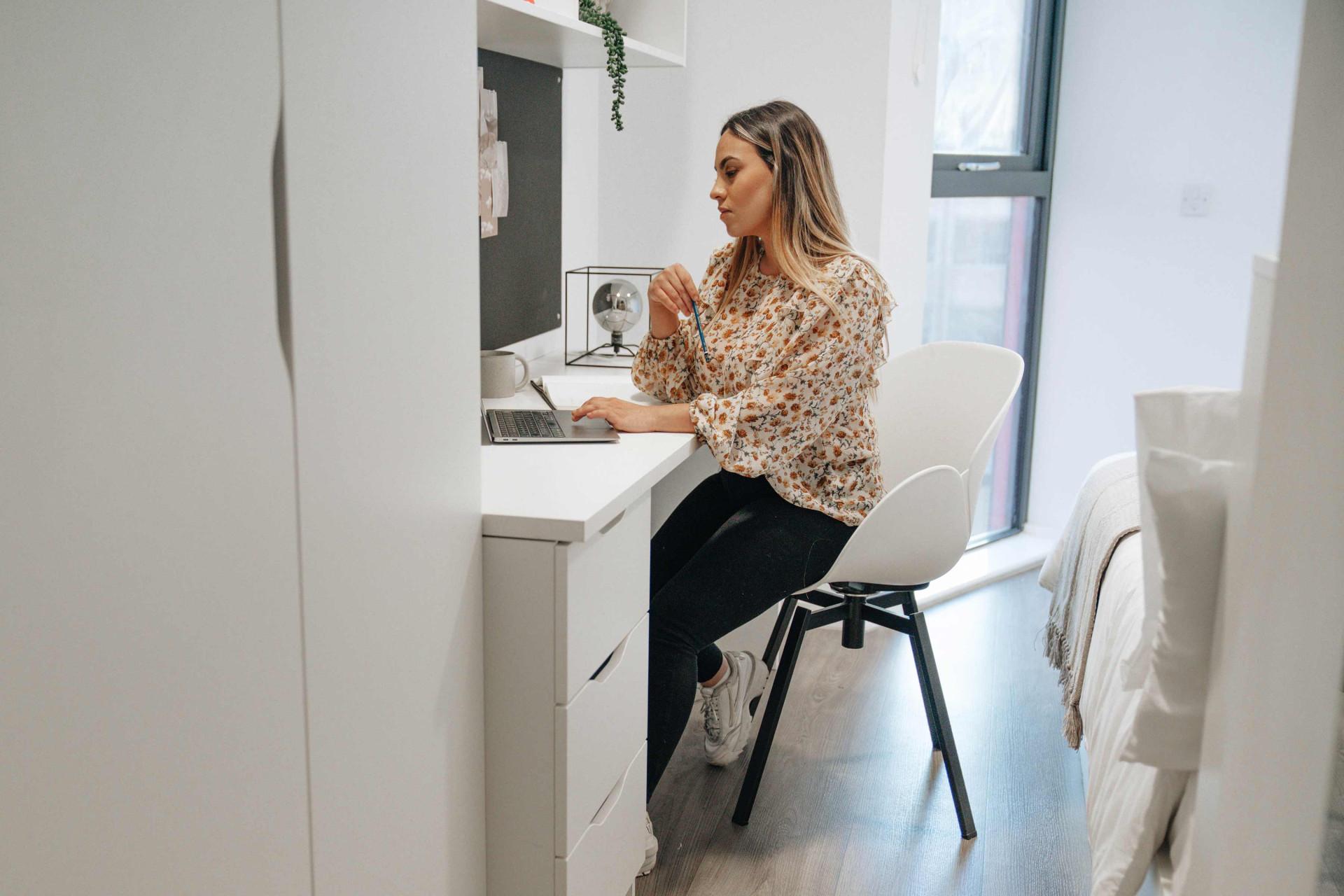 Silver En Suite (High Floors) - Oxford Point - Gallery - 7