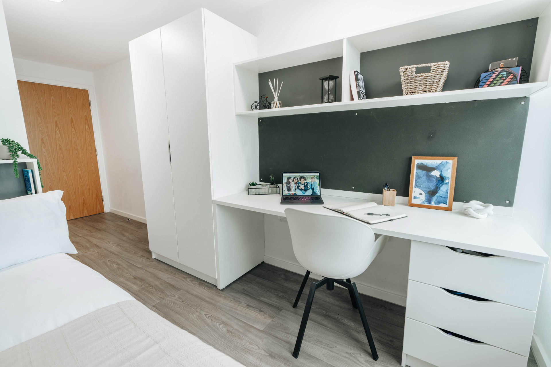 Sea View En-Suite - Oxford Point - Gallery - 5