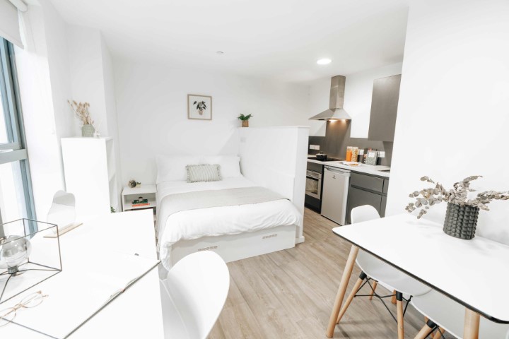  Bronze Studio  -  Oxford Point  - Gallery -  1