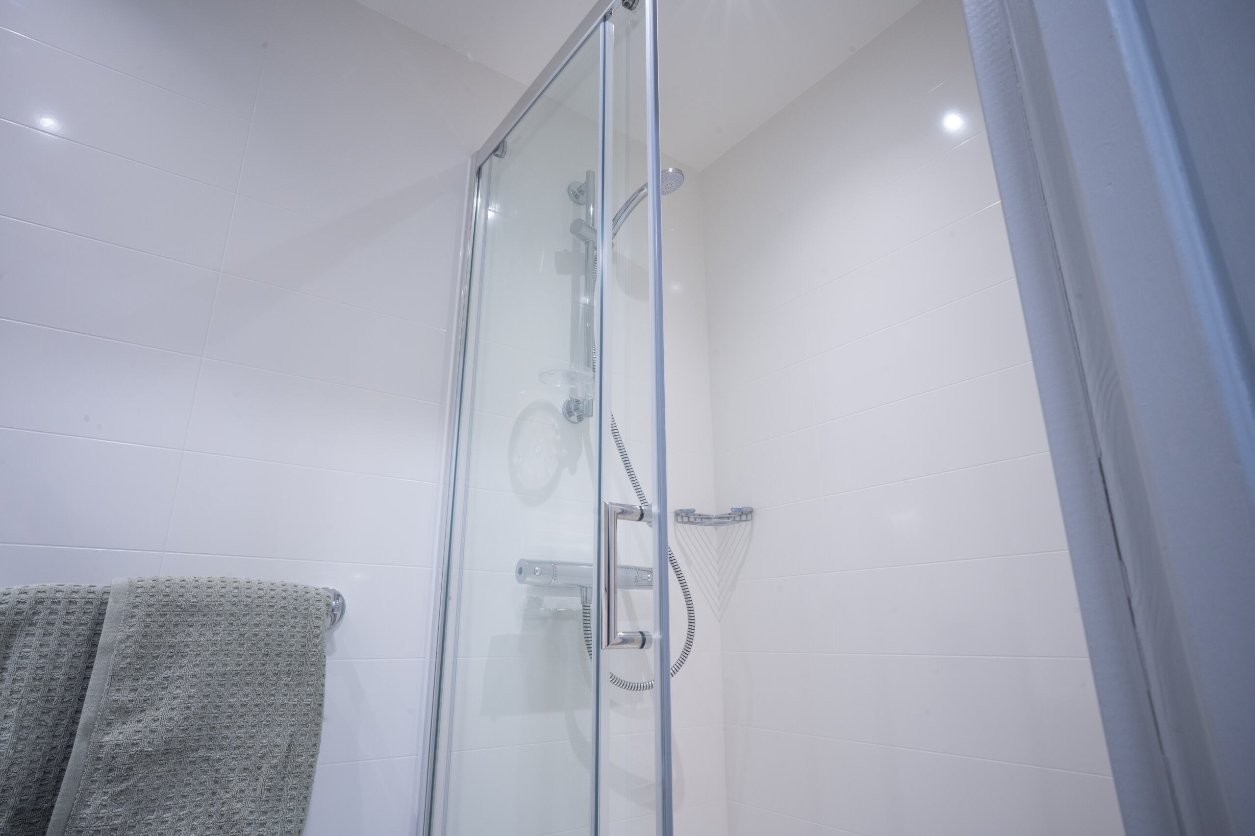 Premium En-Suite - West Wing - Gallery - 5
